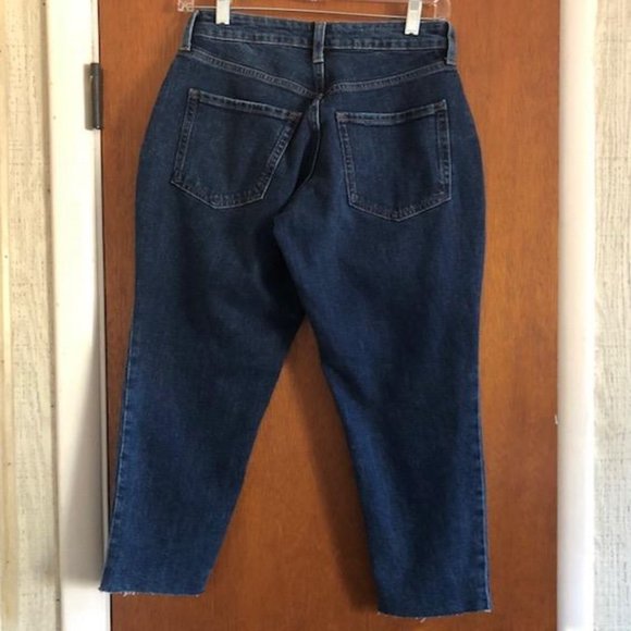NWT Old Navy High Rise Curvy OG Straight, Secret-Slim Pocket Jeans Sz 4 Petite - Picture 2 of 12